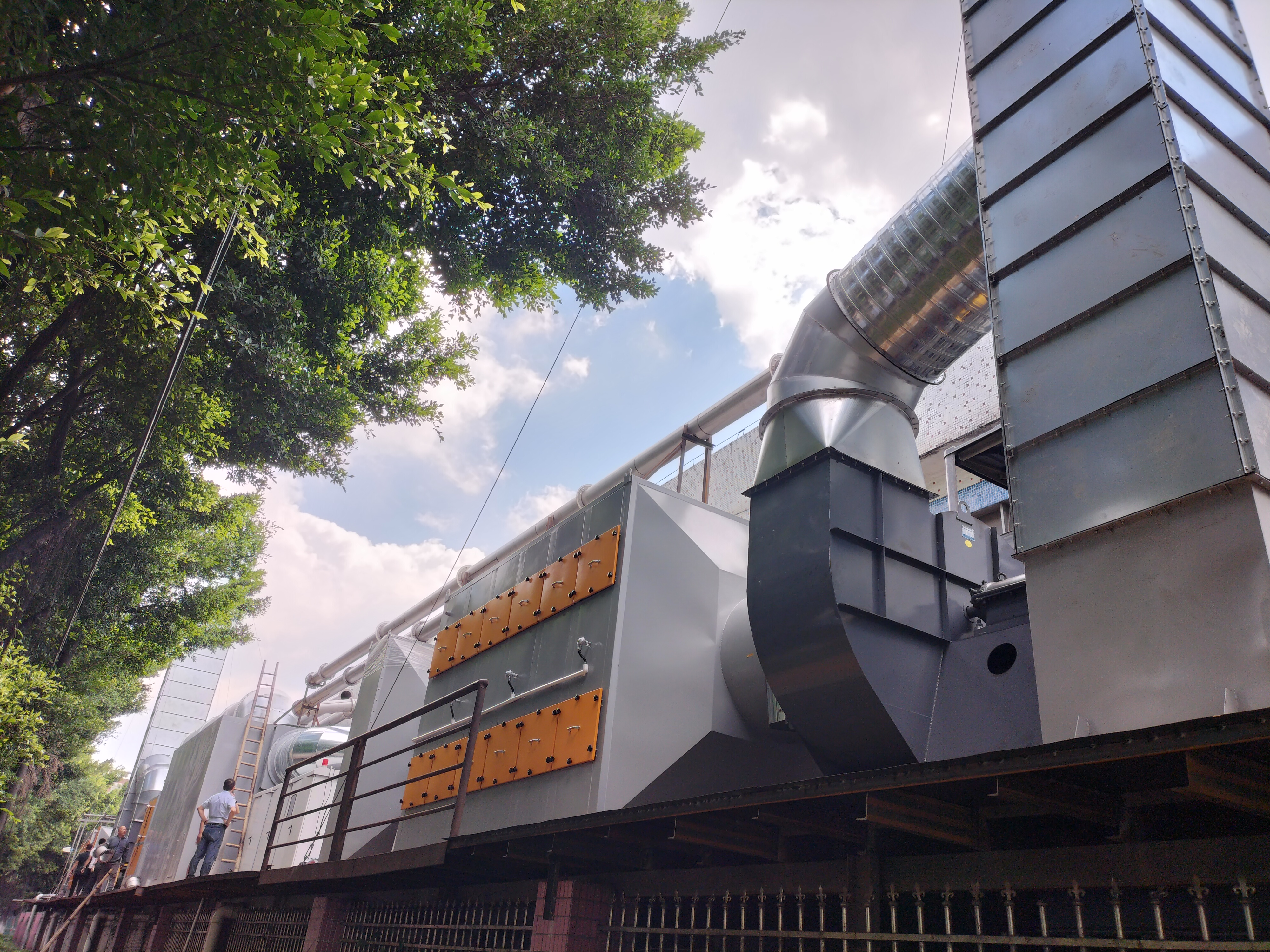 6w风量活性炭吸附催化燃烧.jpg 6w风量活性炭吸附催化燃烧.jpg